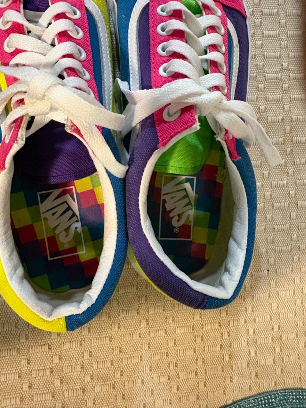 VANS Canvas Sneakers in Pink, Blue & Yellow Women’s size 11 Men’s size 9.5 - Picture 8 of 16